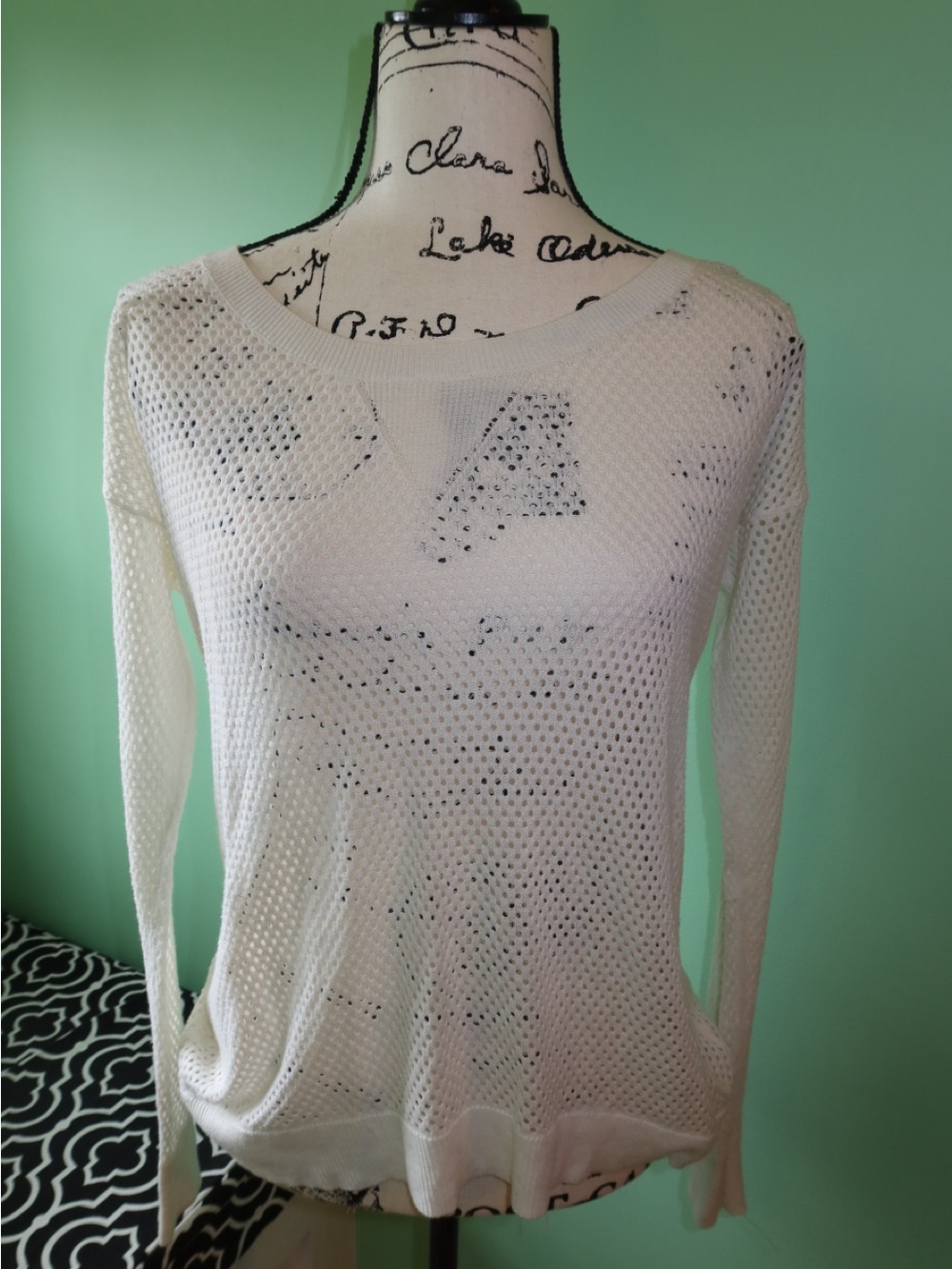 American Eagle Lightweight White Open-Knit Women's Sweater Top